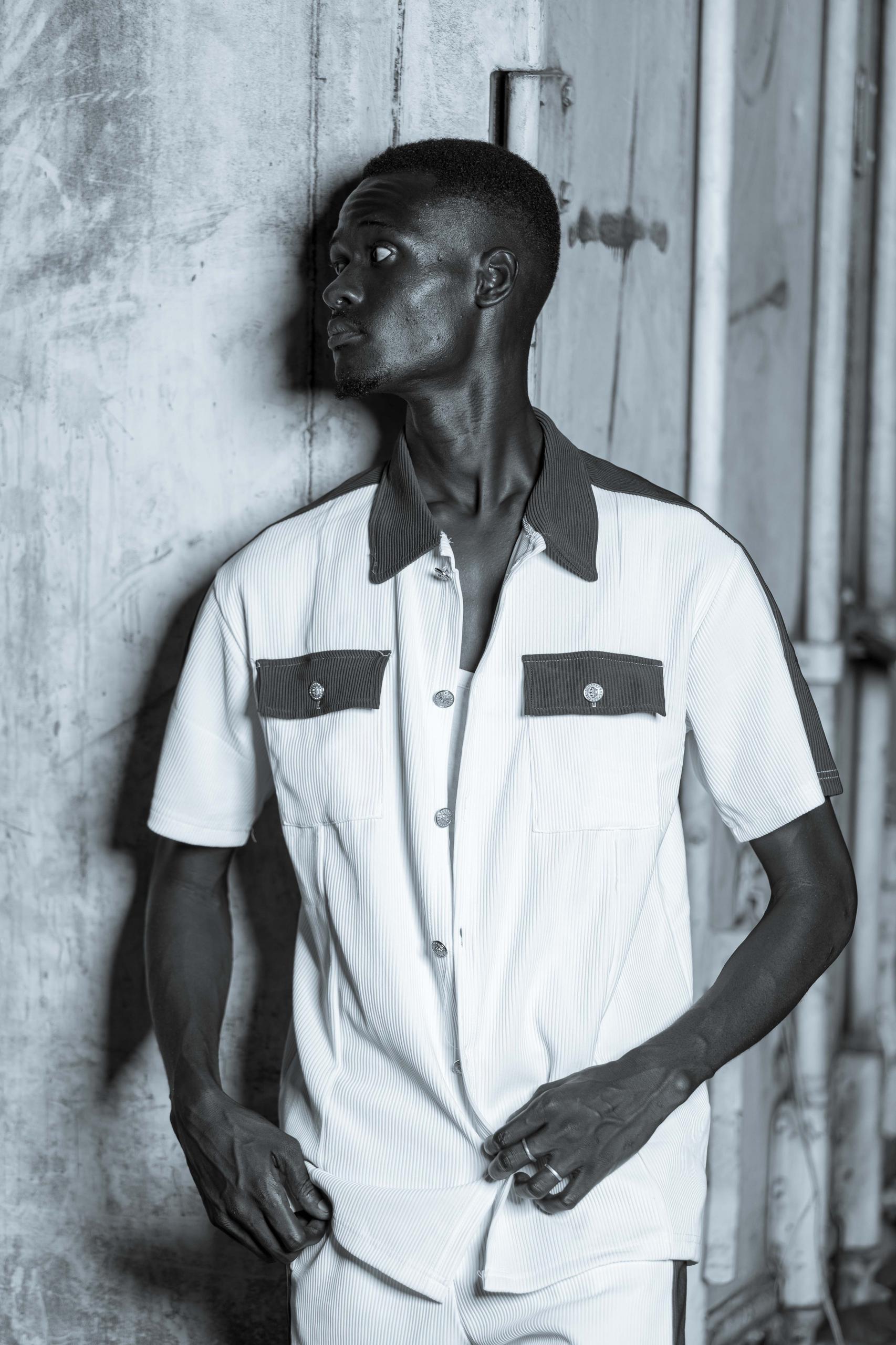 TONY LE POÈTE ADULÉ - photo 2